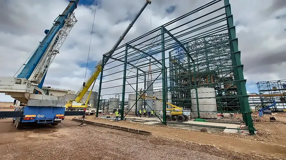 Chantier d’une nouvelle unité industrielle